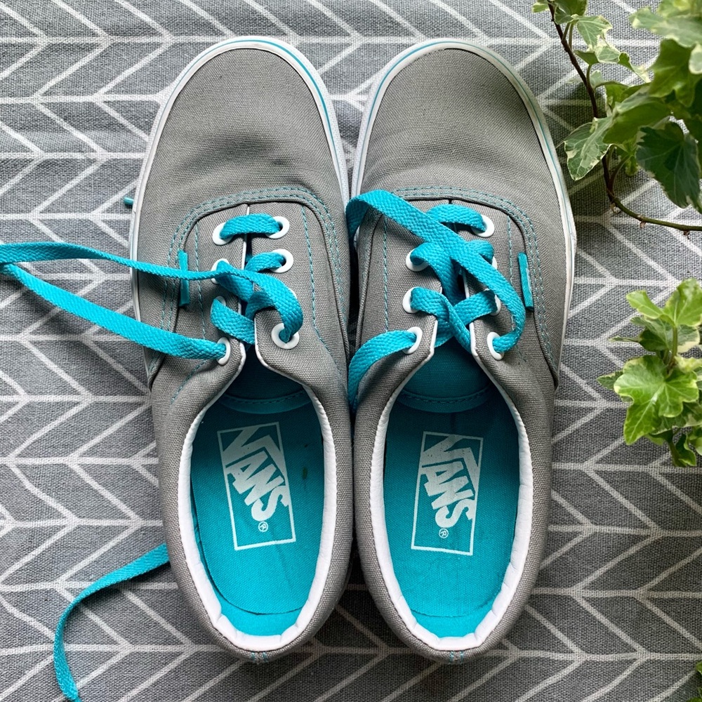 VANS Women Sneakers